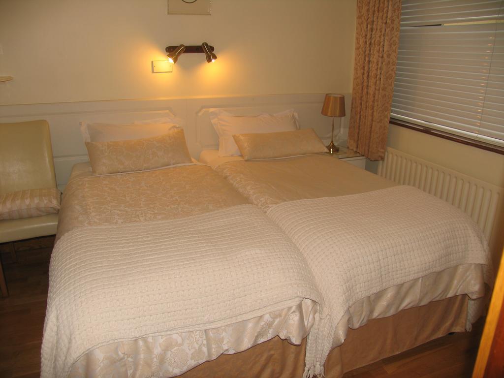 Clochard Bed & Breakfast Galway Dış mekan fotoğraf